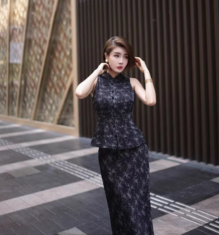 Black Tang suit dress. Waistcoat and skirt two-piece set.