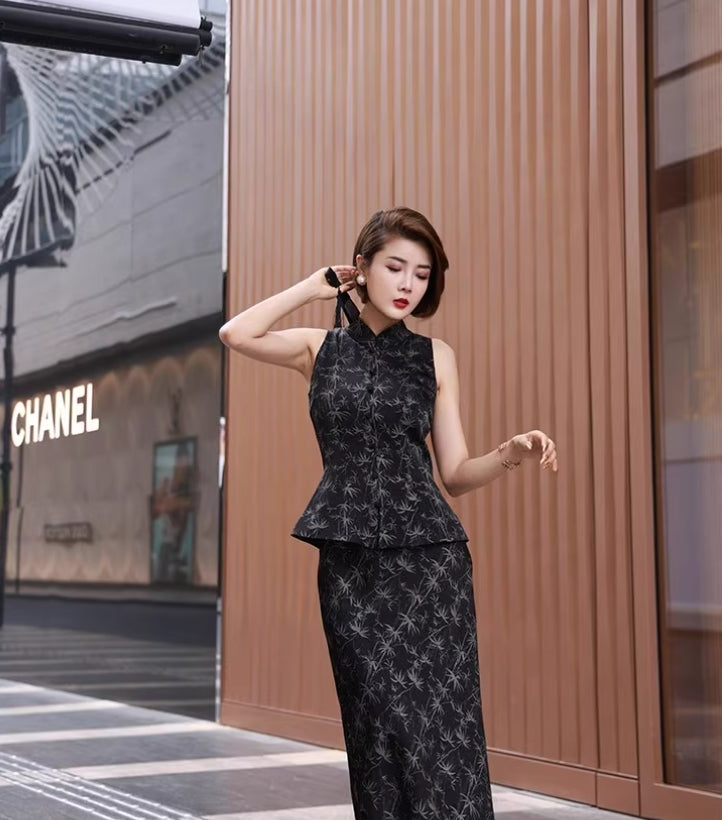 Black Tang suit dress. Waistcoat and skirt two-piece set.