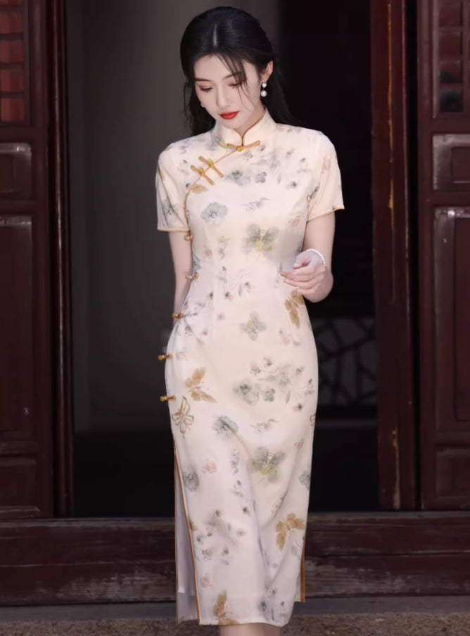 Butterfly short-sleeved cheongsam, bridesmaid dress.