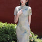 Green cheongsam. Short sleeve cheongsam. Chinese Qipao.for you.