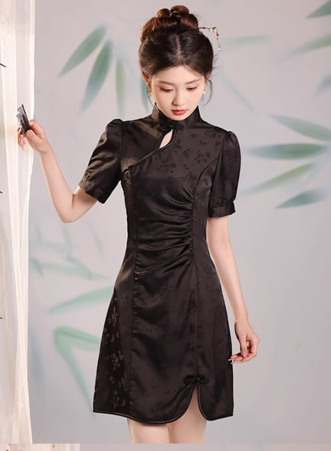 Black cheongsam. Short sleeve cheongsam. Chinese style black skirt. for you.