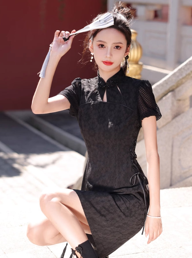 Black cheongsam. Short sleeve cheongsam. Black skirt.