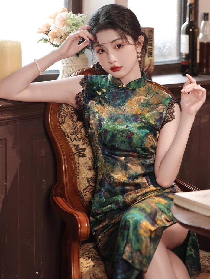 Blue green cheongsam. Lace short sleeve cheongsam.