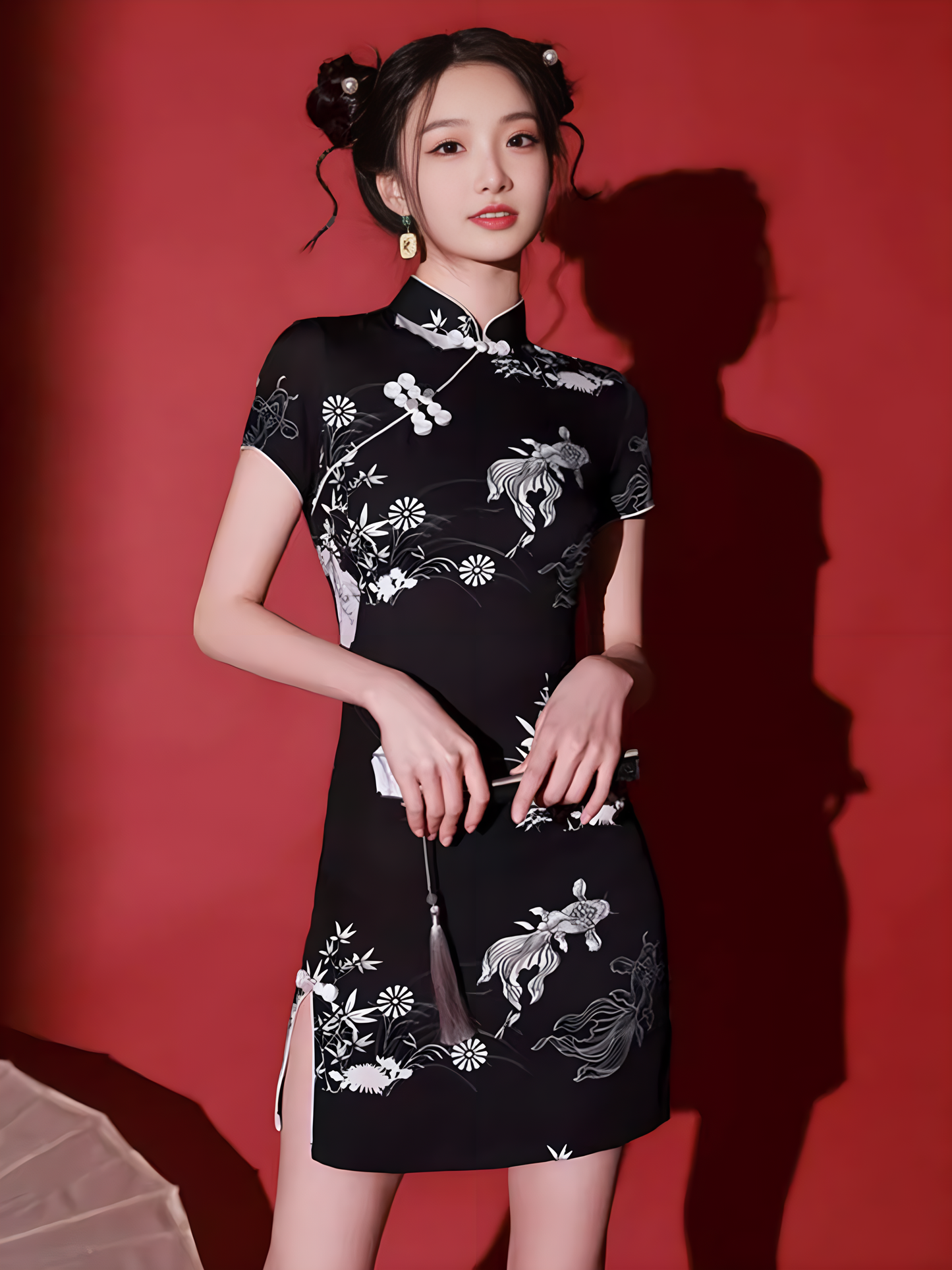 Black cheongsam. Chinese cheongsam dress. Short cheongsam. Black skirt.