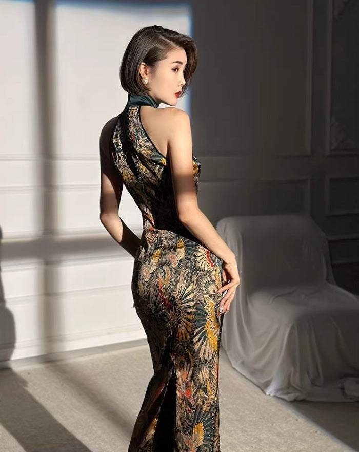 Sexy cheongsam. Sleeveless Qipao dress. Customized cheongsam.