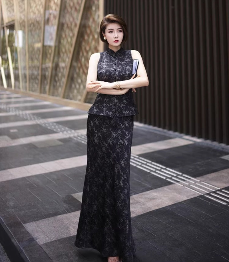 Black Tang suit dress. Waistcoat and skirt two-piece set.