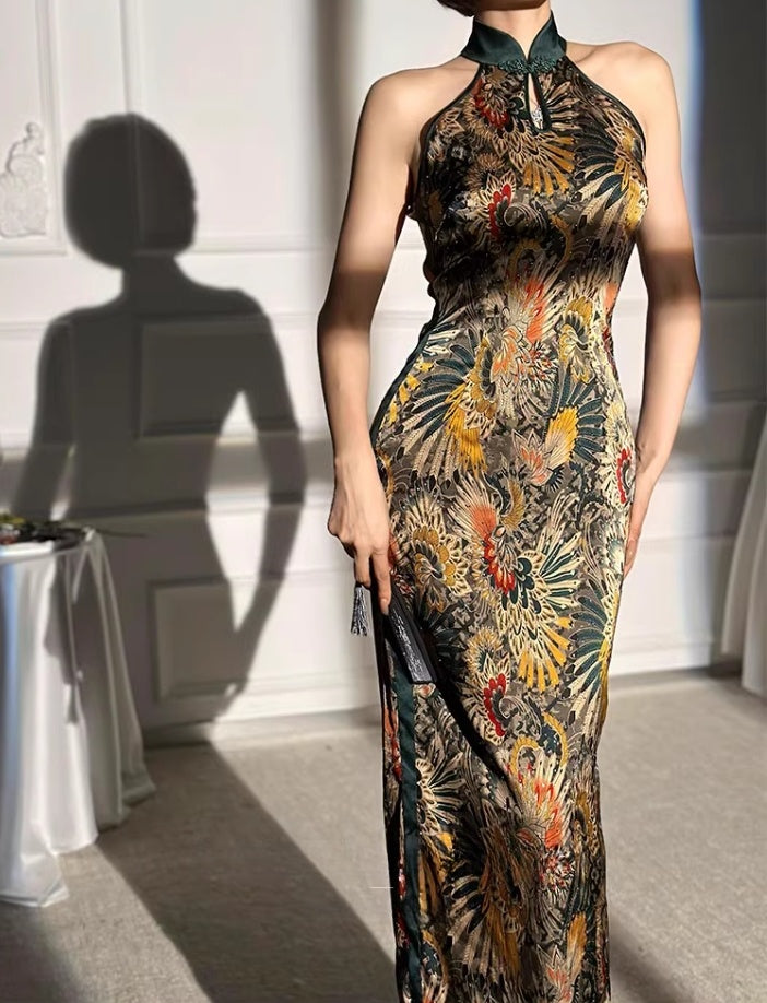 Sexy cheongsam. Sleeveless Qipao dress. Customized cheongsam.