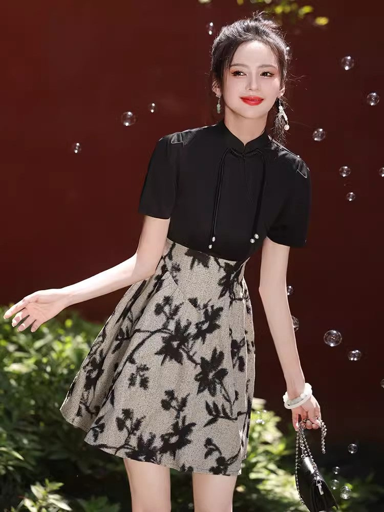 Black cheongsam. Short sleeve cheongsam. Black skirt.