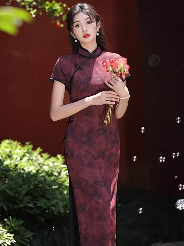 Dark red cheongsam. Short sleeve cheongsam. for you.