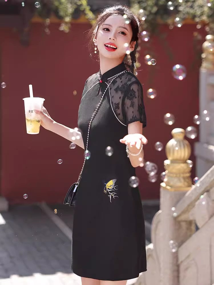 Black lace cheongsam. Short sleeve cheongsam. Black skirt. for you.