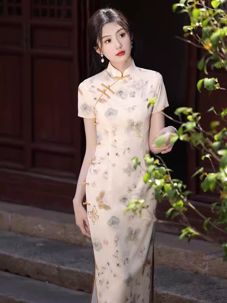 Butterfly short-sleeved cheongsam, bridesmaid dress.