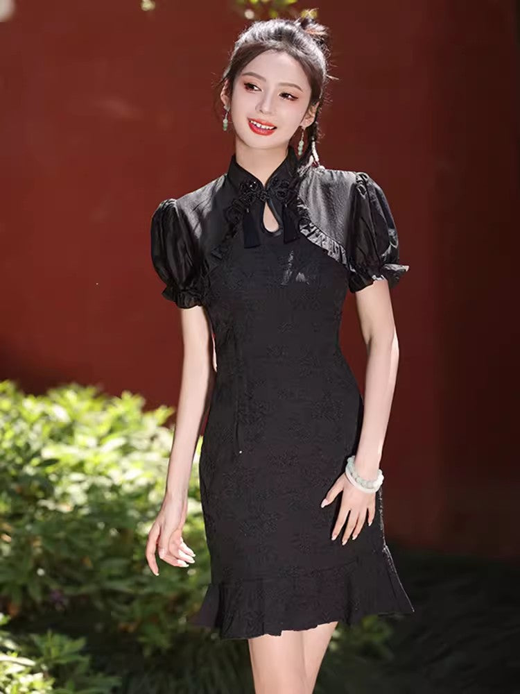 Black cheongsam. Short sleeve cheongsam. Black skirt.