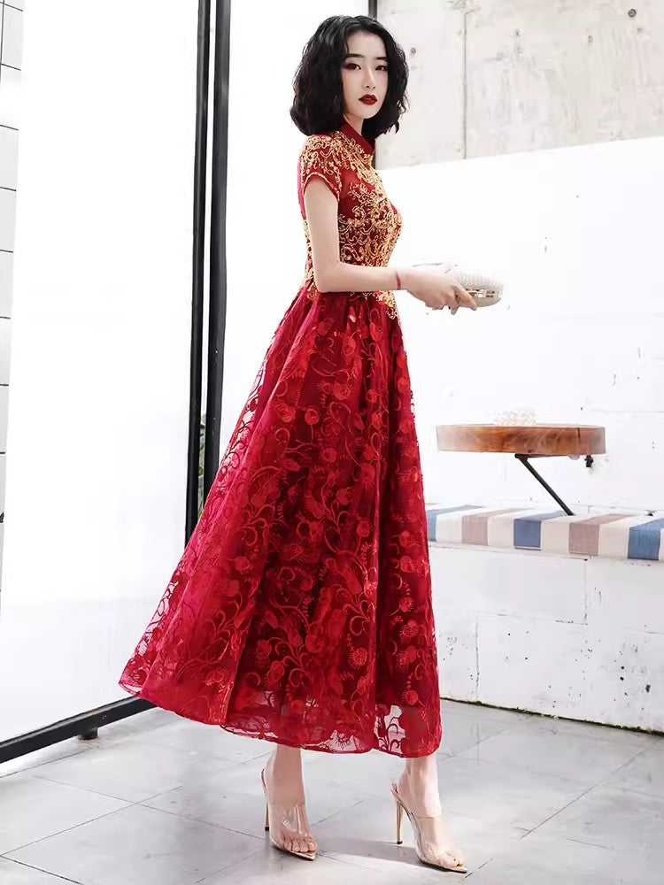 Red cheongsam. Bridal Qipao dress. Wedding dress.