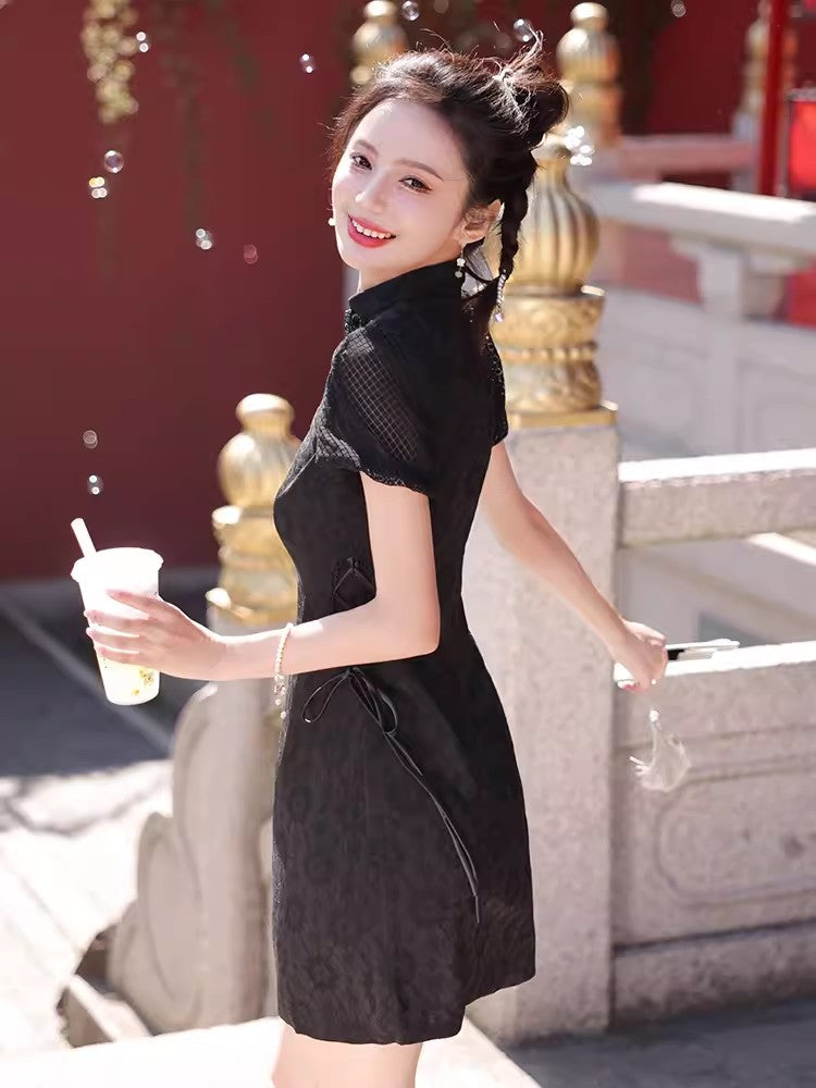 Black cheongsam. Short sleeve cheongsam. Black skirt.