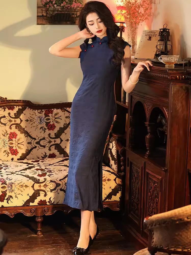 Elegant blue cheongsam. Chinese Qipao dress.