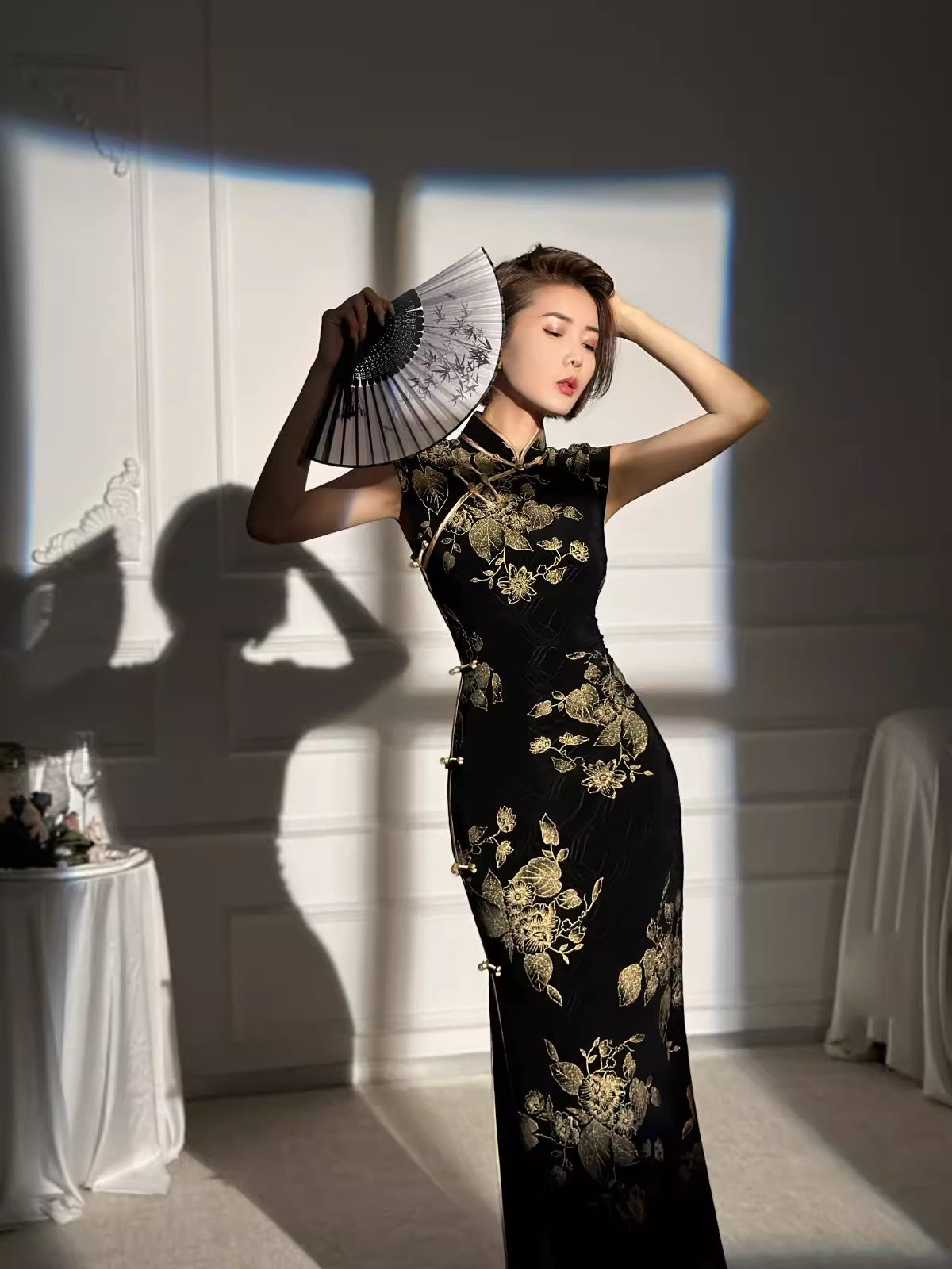 Sexy black cheongsam. Sleeveless dress. Customized cheongsam Qipao.