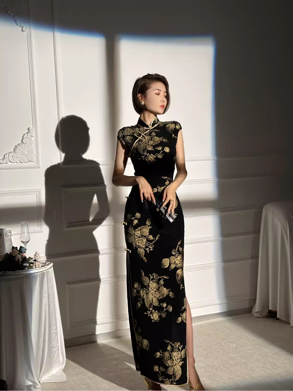 Sexy black cheongsam. Sleeveless dress. Customized cheongsam Qipao.