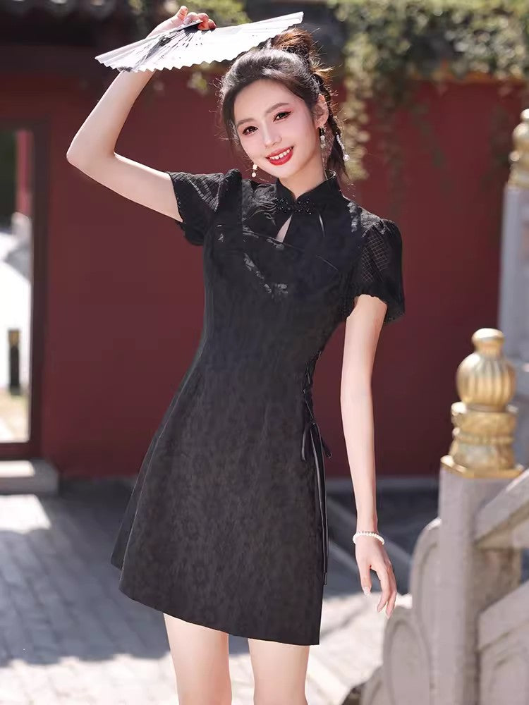 Black cheongsam. Short sleeve cheongsam. Black skirt.