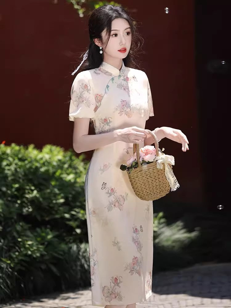 Champagne floral cheongsam. Short sleeve cheongsam. for you.