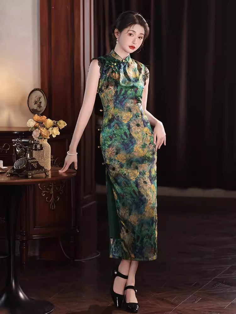 Blue green cheongsam. Lace short sleeve cheongsam.