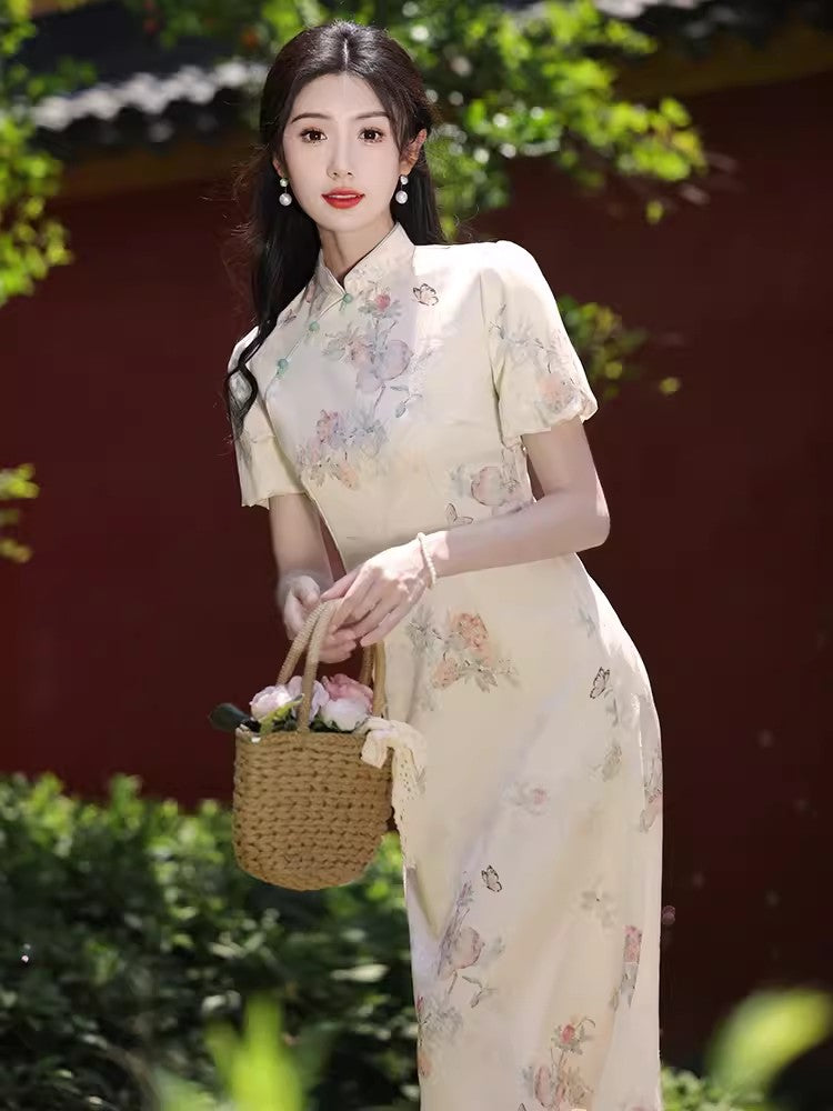 Champagne floral cheongsam. Short sleeve cheongsam. for you.