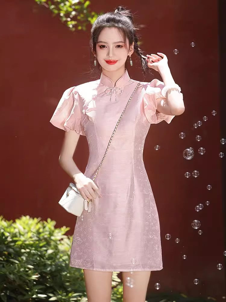 Pink cheongsam. Short sleeve cheongsam. Pink skirt.