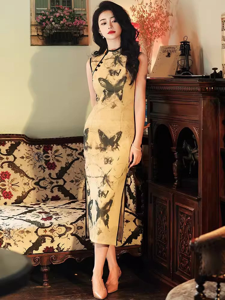 Elegant Chinese vintage cheongsam. Yellow qipao dress. Short sleeve dress.