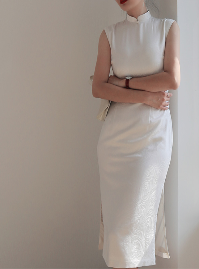 Minimalist white Cheongsam, sleeveless dress for everyday, Chinese vintage dress