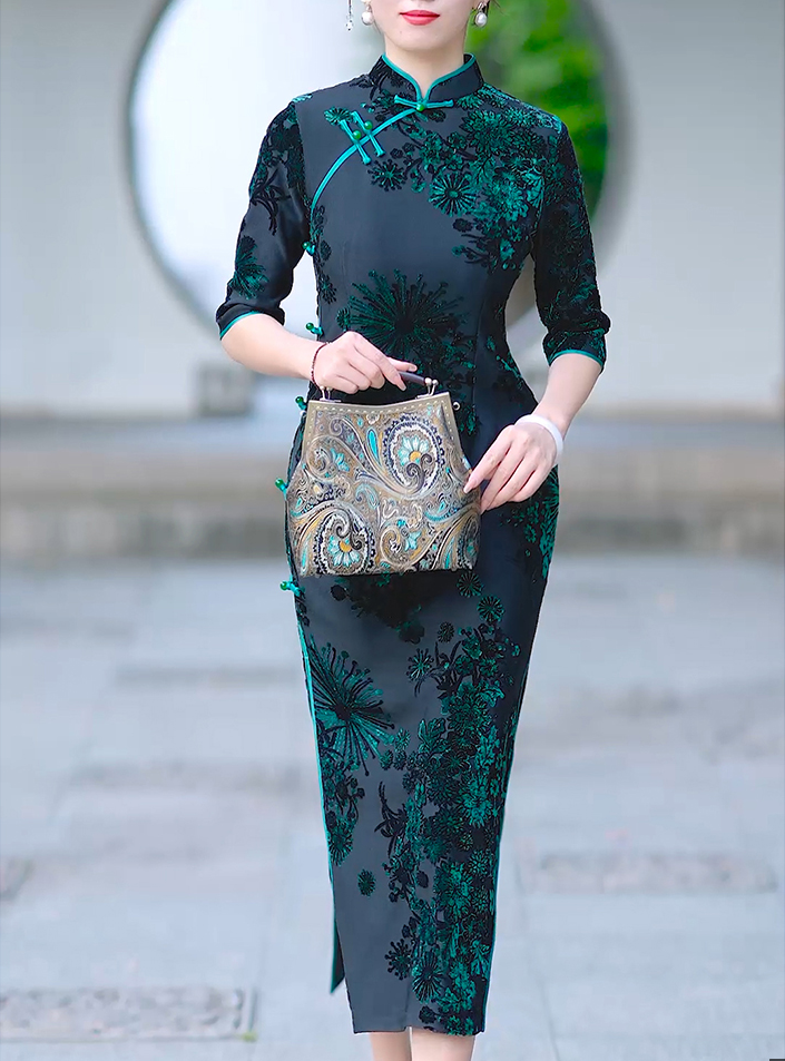 Green Velvet Cheongsam Dress | Traditional Chinese dress with shawl Velvet modern qipao evening dress|