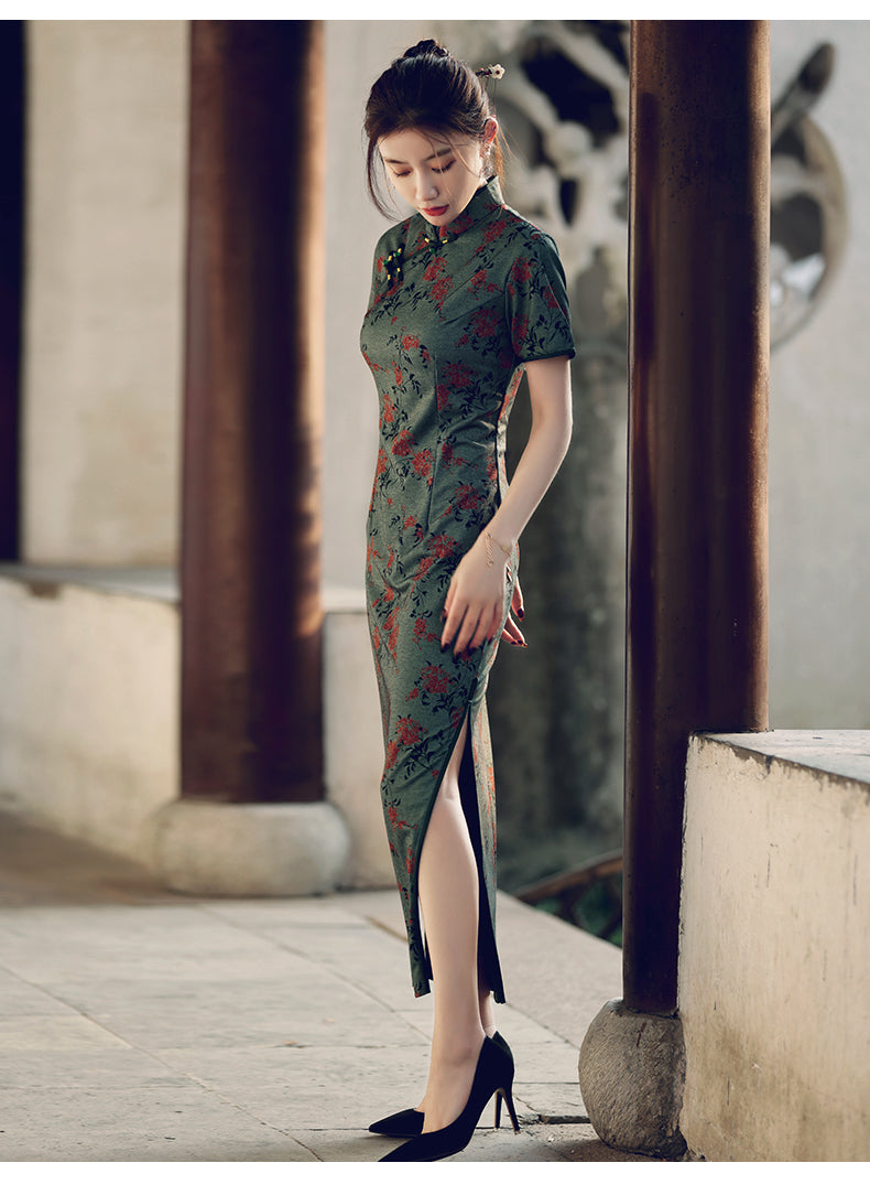 Traditional Chinese Green Cheongsam Dress - Soft Fabric