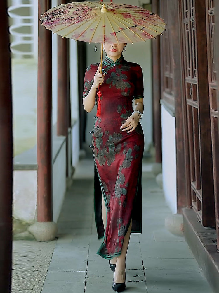 Traditional Chinese cheongsam tea ceremony dress. red qipao dress,