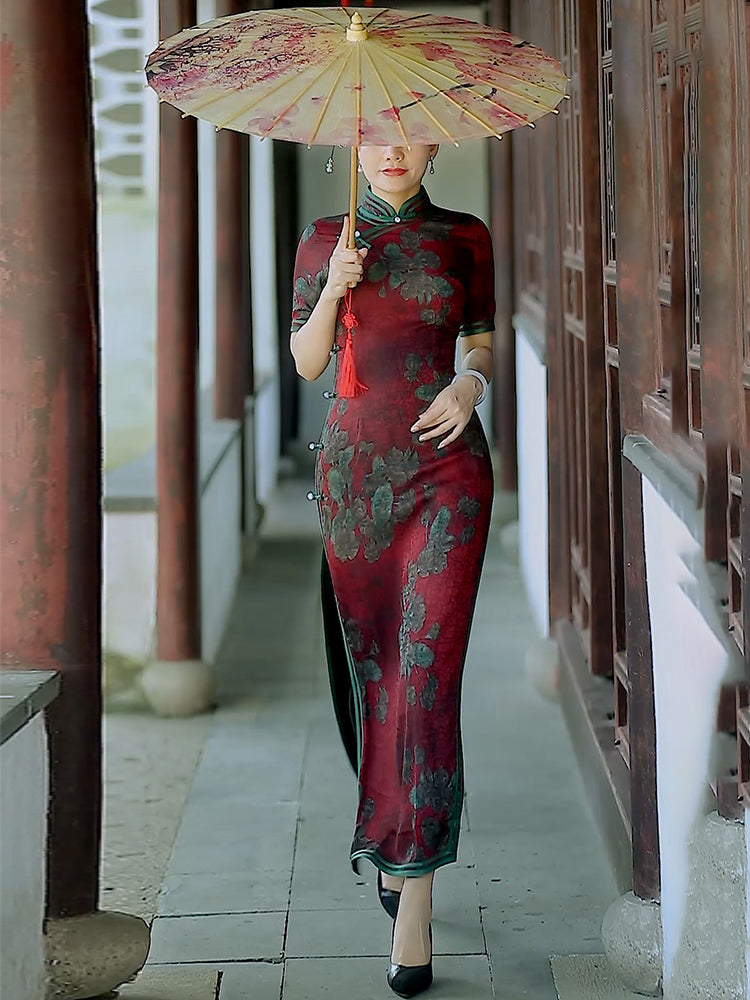 Traditional Chinese cheongsam tea ceremony dress. red qipao dress,